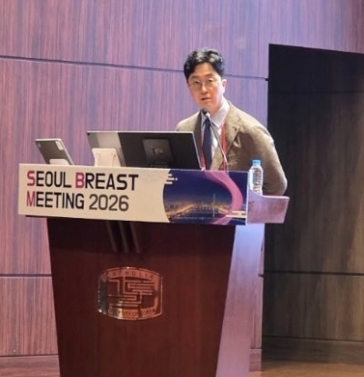 절벽가슴수술? 성형 후 티 나고 어색할까 걱정된다면 사진 2