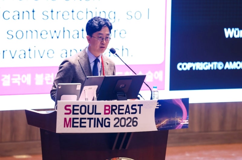 압구정성형외과, 가슴성형 보형물 교체 시기? 이 글로 끝냅니다 사진 10